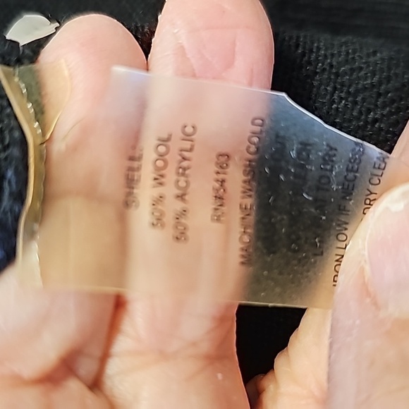 CALVIN KLEIN, NWOT. Black lightweight sweater with bling on the front Size small - Picture 9 of 10